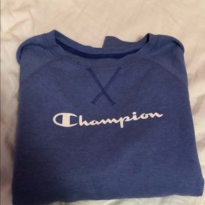 ⭐️✨3 for $20 ✨⭐️ Champion sweater size Medium